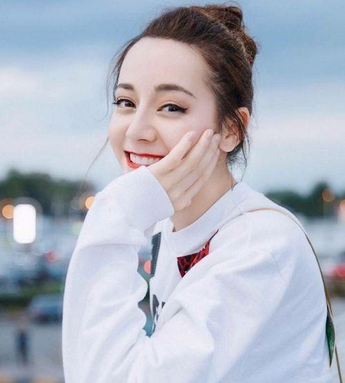 热巴爆料视频合集,揭秘明星幕后故事 第3张 热巴爆料视频合集,揭秘明星幕后故事 第3张