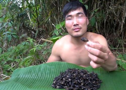 男性网红吃瓜,男性网红大秀“吃货”风采  第3张